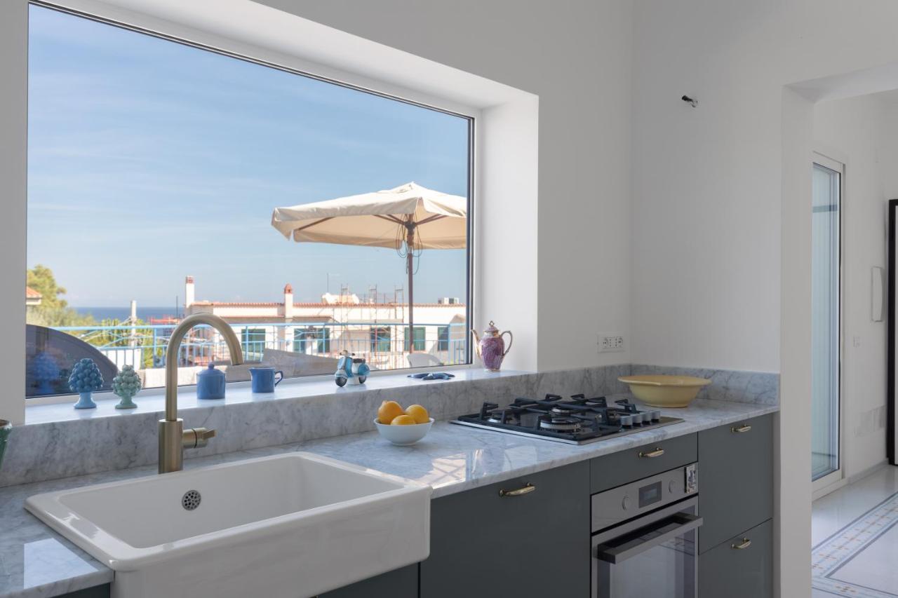Solemar Sicilia - Casa Margherita Santa Flavia Exterior photo